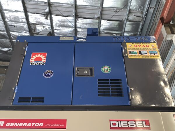 Máy phát điện Nhật bãi DENYO 13KVA